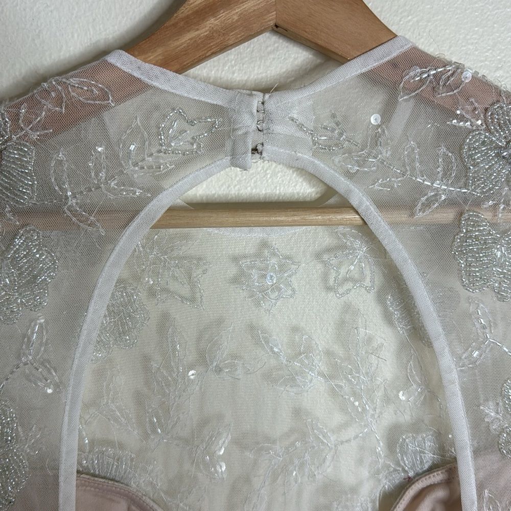 Mac Duggal white long sheer sleeve embellished gown dress size 4 NWT - Picture 15 of 16